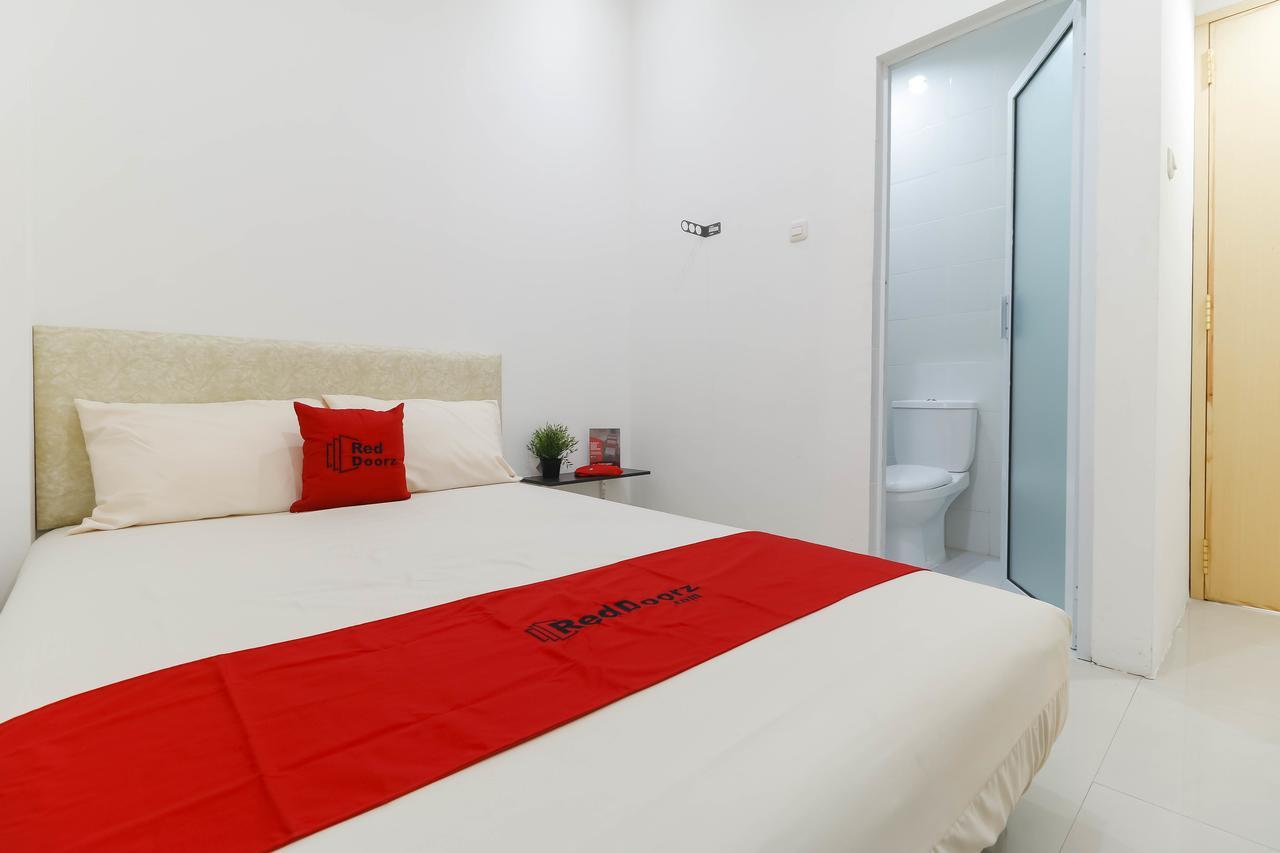 ג'קרטה Reddoorz Plus @ Kapuk Business Park מראה חיצוני תמונה