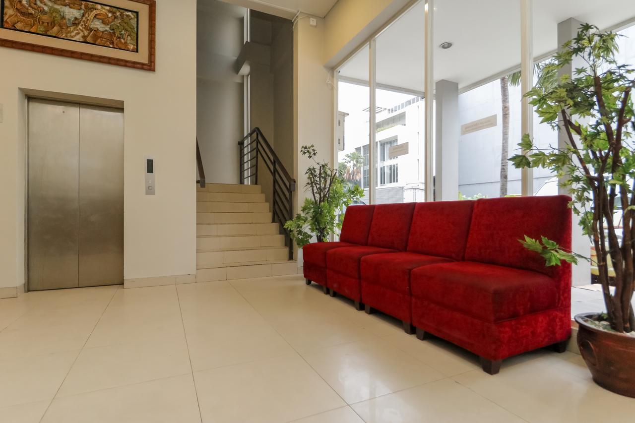 ג'קרטה Reddoorz Plus @ Kapuk Business Park מראה חיצוני תמונה