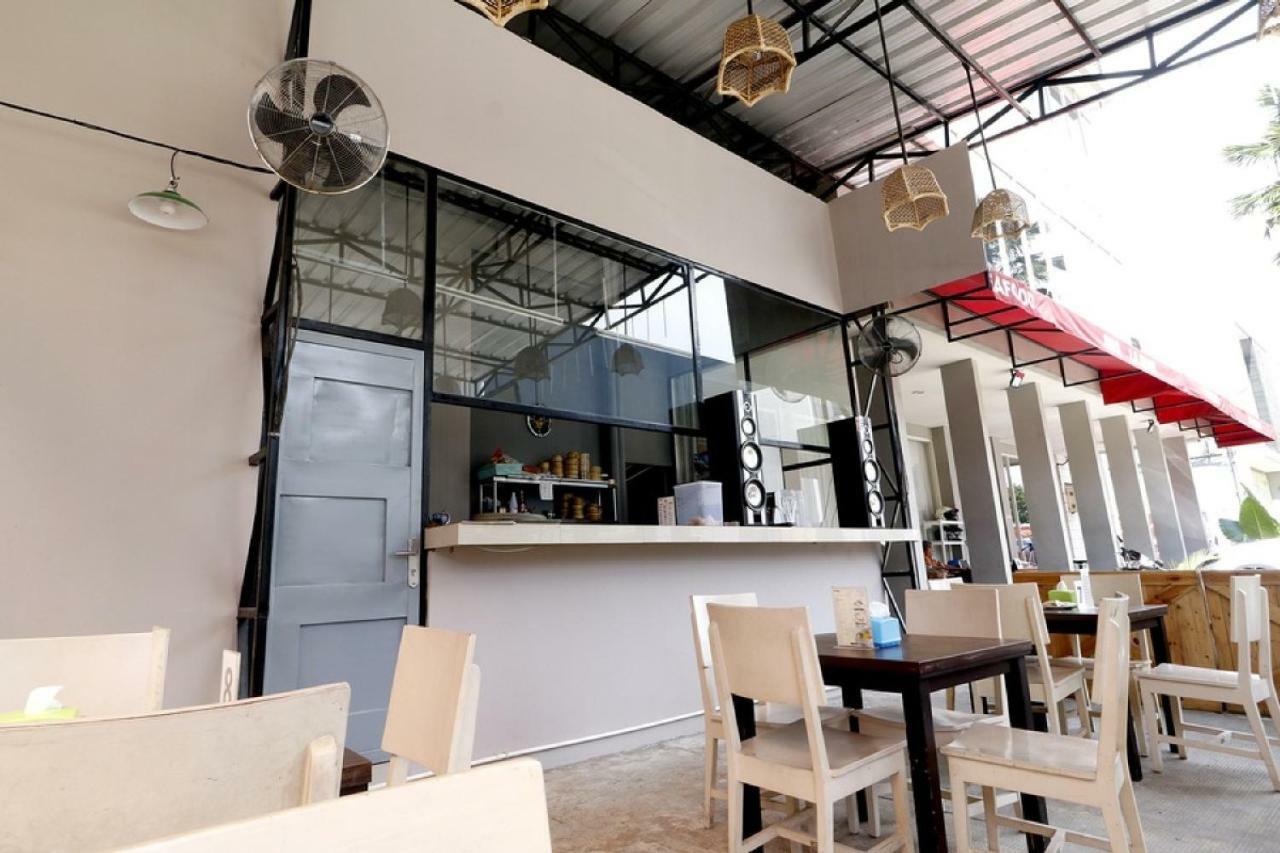 ג'קרטה Reddoorz Plus @ Kapuk Business Park מראה חיצוני תמונה